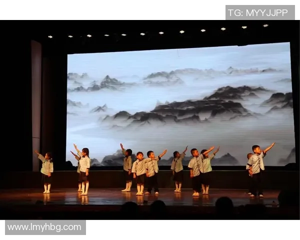 刘铮的奋斗历程与人生哲学探索：从篮球场到人生舞台的精彩转折